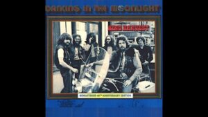 King Harvest – “Dancing In The Moonlight” (1972)