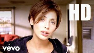 Natalie Imbruglia – “Torn” (1997)